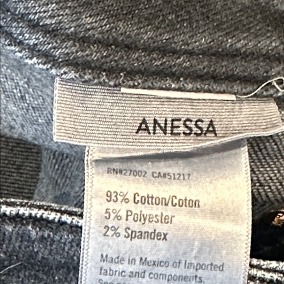 Paige Anessa Jeans - Picture 7 of 7